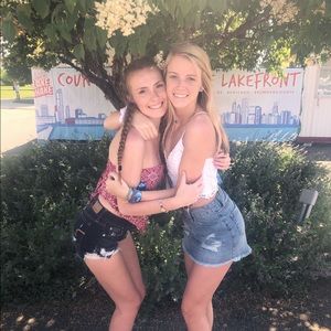 Meet your Posher, Maggie